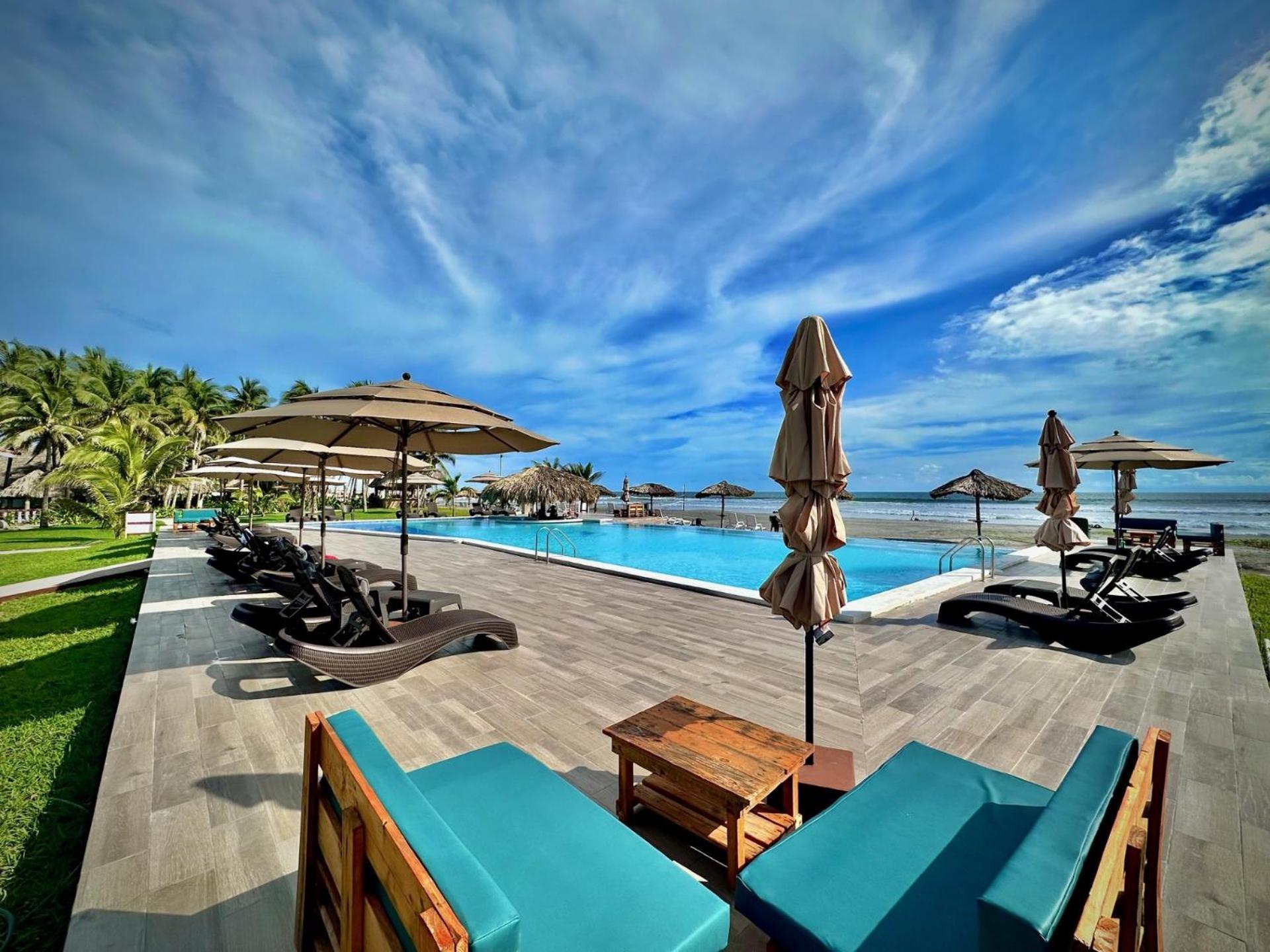 Hotel Tesoro Beach San Luis La Herradura Εξωτερικό φωτογραφία