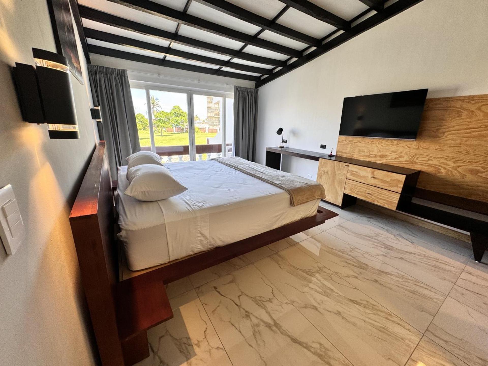 Hotel Tesoro Beach San Luis La Herradura Εξωτερικό φωτογραφία