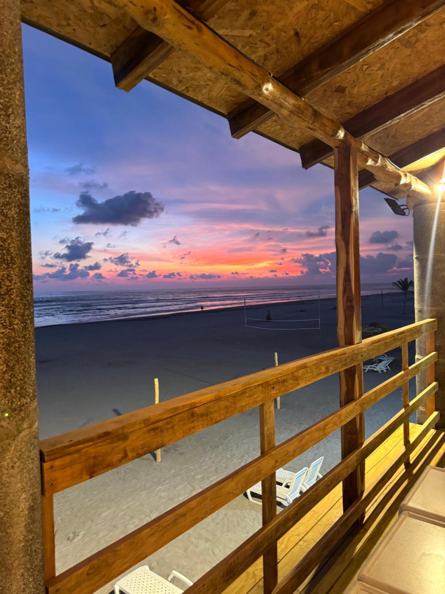 Hotel Tesoro Beach San Luis La Herradura Εξωτερικό φωτογραφία